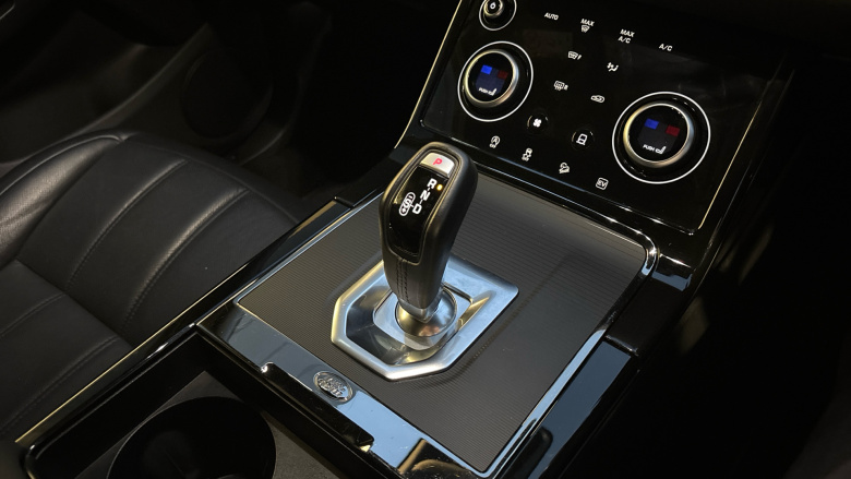 Land Rover Range Rover Evoque 1.5 P300e Evoque Edition 5dr Auto Hatchback